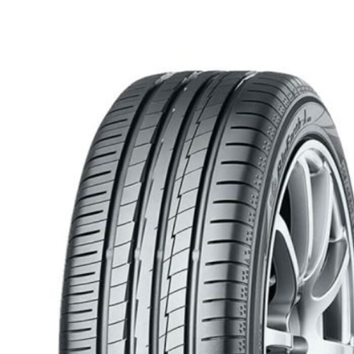 215/45R17 91W Yokohama Ae50 Y17013 - Görsel 1